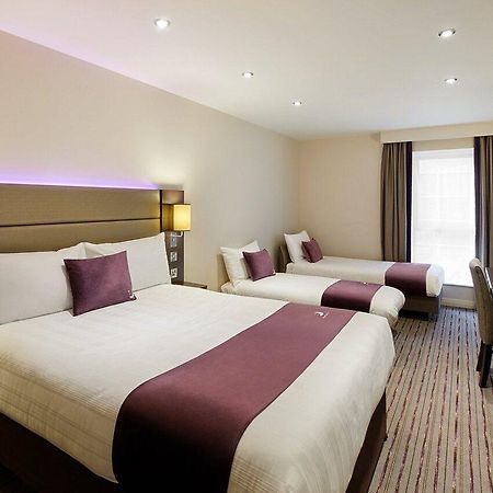 Premier Inn Leeds Headingley Экстерьер фото